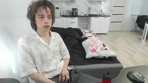 nolan_sagee online show from June 2026 05:16:02 AM