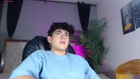 Nolan  online show from September 2025 05:51:02 PM