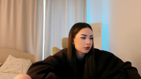 Syndney online show from April 2026 04:42:01 AM