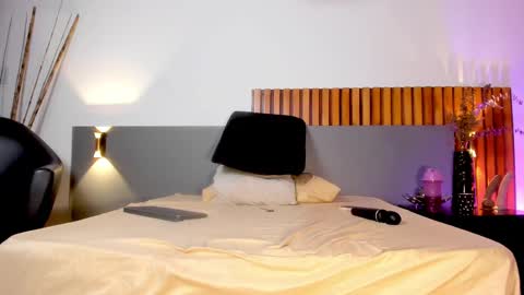 Nora Da Silva online show from March 2025 04:41:02 AM