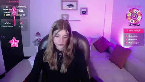 Nora online show from December 2024 08:07:02 PM