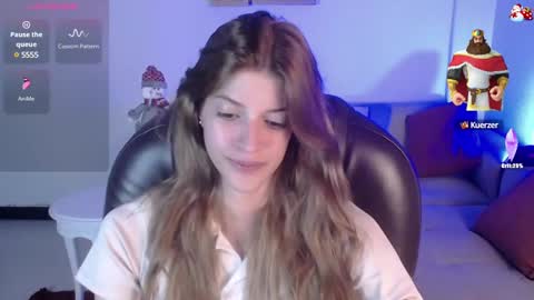 Nora online show from December 2024 09:39:01 PM