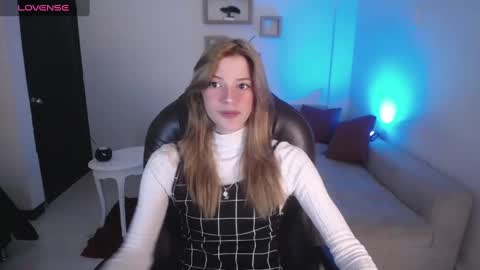 Nora online show from January 2025 07:20:01 PM