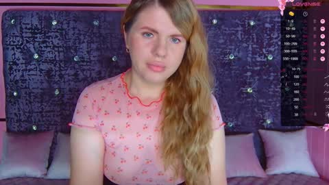 Nora online show from April 2026 03:39:01 AM