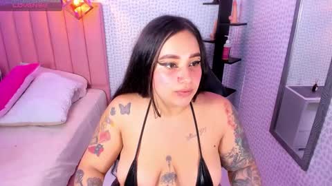 noraloux1 online show from February 2026 10:15:01 PM