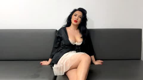 Snapshot of norastell chatting on April 2026 07:14:01 PM Ariana online show from April 2026 07:14:01 PM