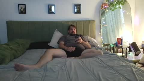 Snapshot of noreaster27 chatting on July 2026 12:06:01 AM florida couple online show from July 2026 12:06:01 AM