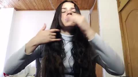 noreen_ online show from February 2026 07:41:02 PM