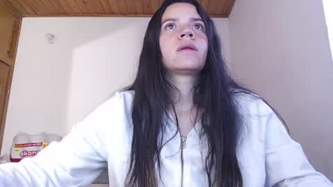 noreen_ online show from June 2026 03:44:02 PM