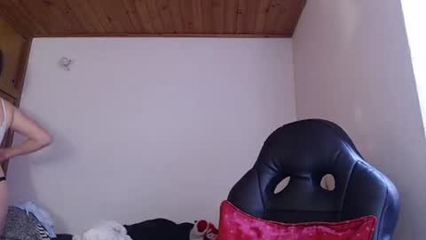 noreen_ online show from July 2026 05:51:02 PM