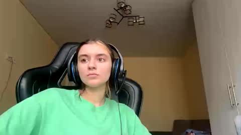 Elena online show from March 2026 08:09:01 AM