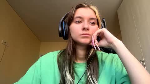 Elena online show from March 2026 07:01:02 AM