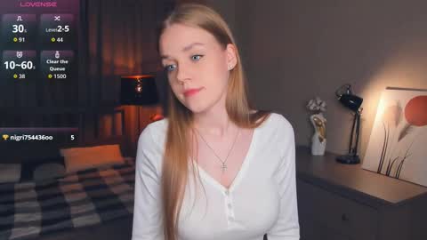 Beatrice online show from September 2025 08:20:01 PM