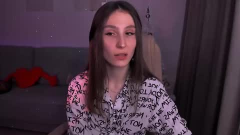 Snapshot of north_valkyrie chatting on January 2025 01:35:01 AM Hazel online show from January 2025 01:35:01 AM