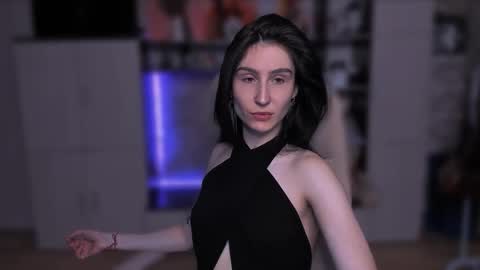 Hazel online show from February 2026 02:13:01 PM