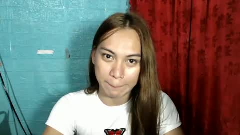 Snapshot of not_your_typical_gurl chatting on February 2025 06:59:01 PM kiss me online show from February 2025 06:59:01 PM