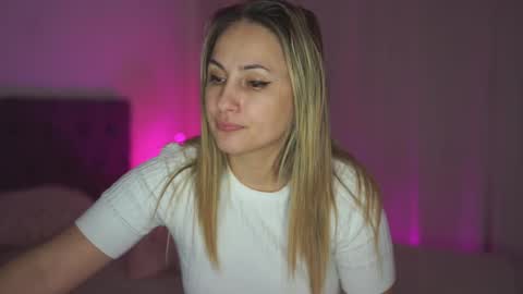 Tina online show from February 2025 03:00:02 AM