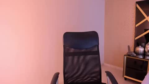 Snapshot of novabeaumont chatting on November 2025 09:36:01 PM novabeaumont online show from November 2025 09:36:01 PM