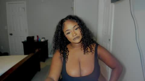 Snapshot of novacandy chatting on June 2026 12:15:02 AM Nova online show from June 2026 12:15:02 AM