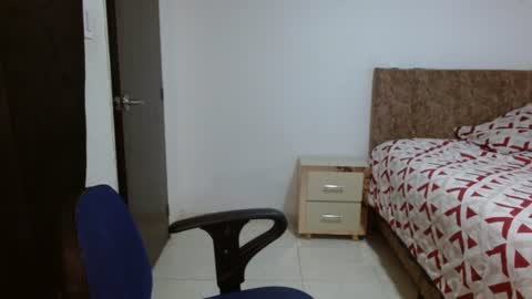 Snapshot of novalady_95 chatting on June 2026 02:12:02 AM novalady 95 online show from June 2026 02:12:02 AM