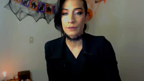 Nova...  online show from October 2025 10:21:02 PM