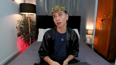 NovayBrian online show from January 2025 03:59:01 AM