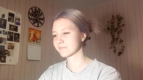 Sari  It is my first day  online show from February 2026 03:12:01 PM