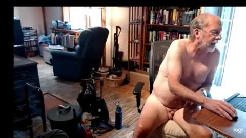 Snapshot of nudeoldpapa chatting on June 2026 05:04:02 PM nudeoldpapa online show from June 2026 05:04:02 PM