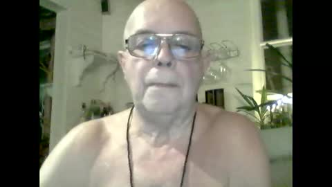 Haky online show from December 2024 09:06:01 PM