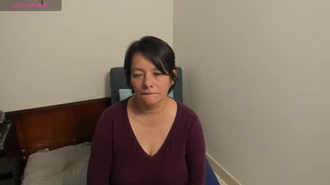 nuit_rose online show from February 2025 10:42:02 AM