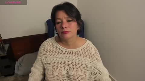 nuit_rose online show from February 2025 01:41:01 AM