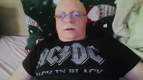 nukiss online show from April 2026 09:21:02 AM