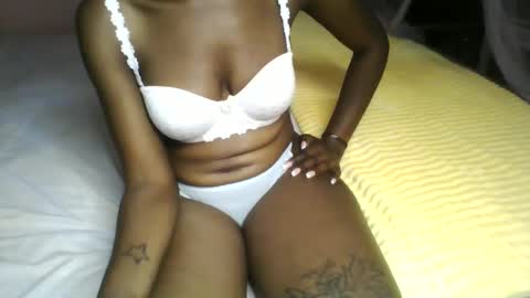 Snapshot of nukshypipi chatting on April 2026 12:49:01 PM nukshypipi online show from April 2026 12:49:01 PM