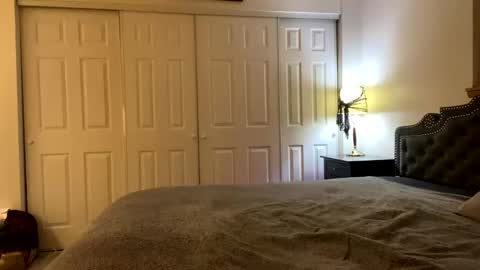 numb_nut_ online show from January 2026 03:20:02 AM