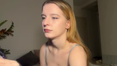 nura_foxx online show from February 2026 01:35:02 AM