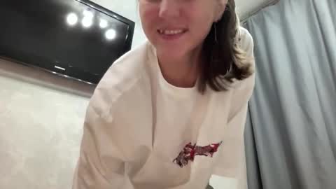 Ema online show from September 2025 04:06:01 PM