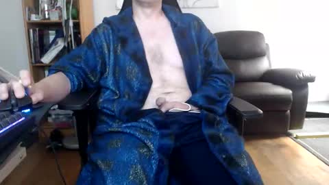 nursefan online show from September 2025 08:31:02 AM