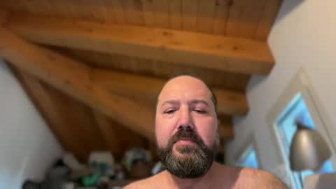 Nutelloso online show from April 2026 07:17:02 AM