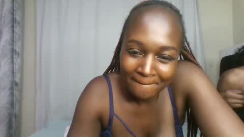 Snapshot of nutgal_ chatting on May 2026 05:08:01 PM nutgal online show from May 2026 05:08:01 PM