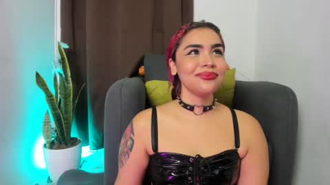 Nia online show from October 2025 12:30:02 AM