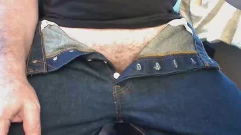 nyc1323 online show from October 2025 06:41:02 PM