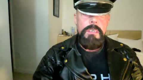 Snapshot of nycleatherman chatting on November 2025 10:36:01 AM MACHO LEATHER ALPHA online show from November 2025 10:36:01 AM