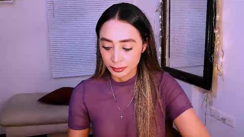 Nycole online show from November 2025 12:35:01 AM