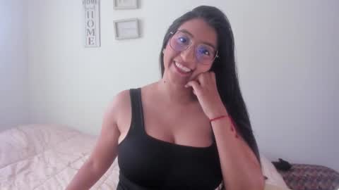 Snapshot of nykhor_paul chatting on November 2025 07:40:03 PM Vanessa online show from November 2025 07:40:03 PM