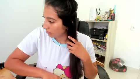 Vanessa online show from March 2026 03:01:01 PM