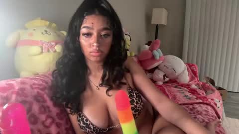 Snapshot of nylasinns chatting on May 2026 01:55:01 AM nylasinns online show from May 2026 01:55:01 AM