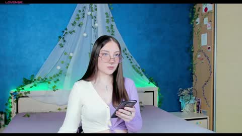 Kat online show from January 2025 06:52:01 PM