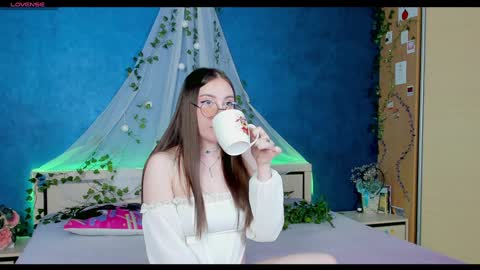 Kat online show from February 2025 06:24:02 PM