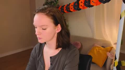 nytheraeclipse online show from October 2025 01:56:01 PM