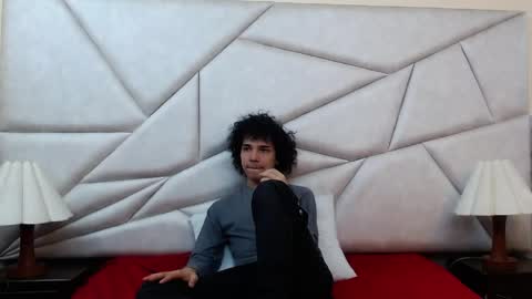 Snapshot of nyx_and_arian chatting on April 2026 01:27:01 AM nyx_and_arian online show from April 2026 01:27:01 AM